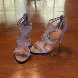 Aldp heels…gladiator style shoe..size 8…. Grey suede.